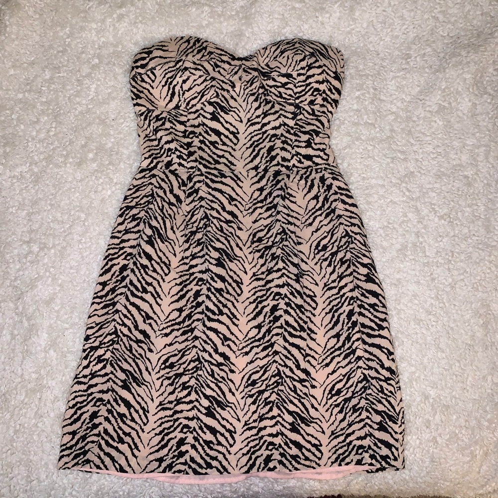 BCBG generation strapless dress